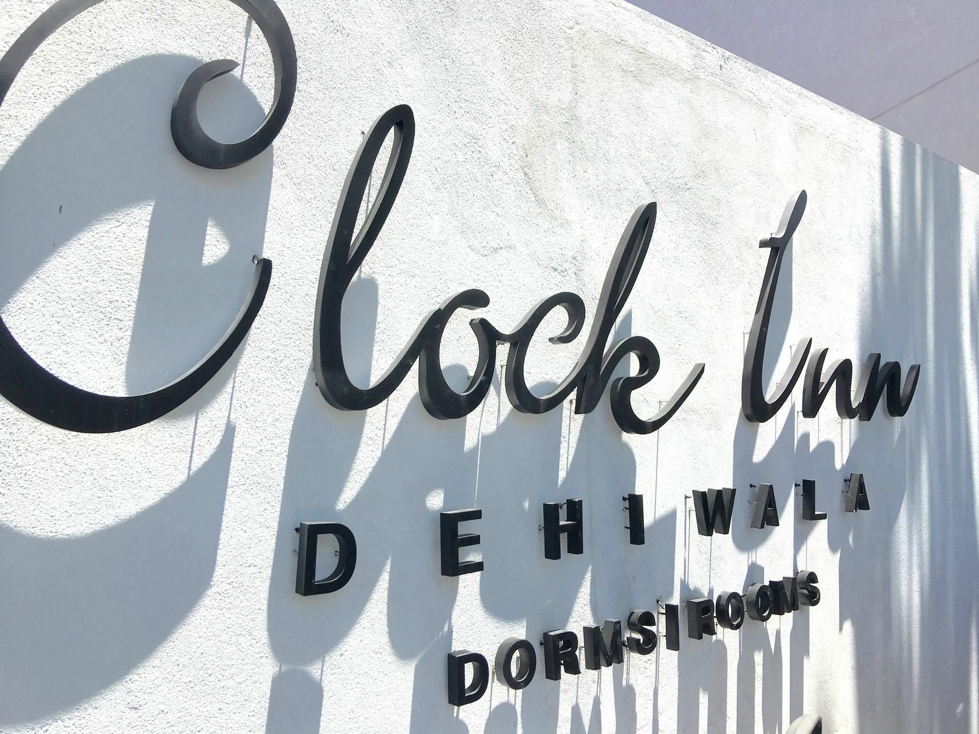 Clock Hostel Dehiwala-Mount Lavinia